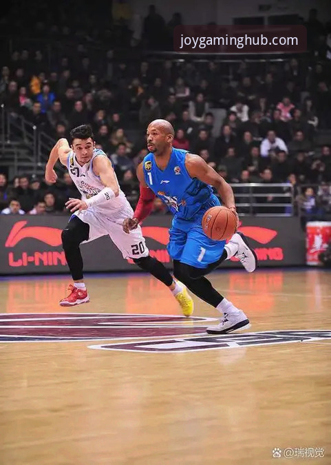 湖人三巨头火力全开 vs 步行者顽强追击：一场酣畅淋漓的进攻盛宴